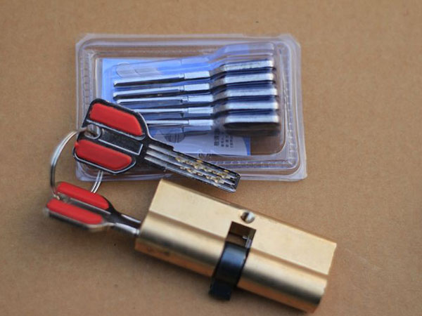 长顺24小时上门开锁公司